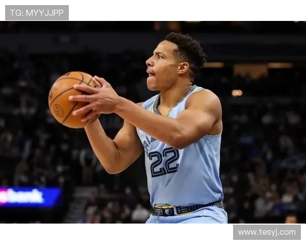 短臂神射手！杜林盛赞贝恩为顶级得分手(2)